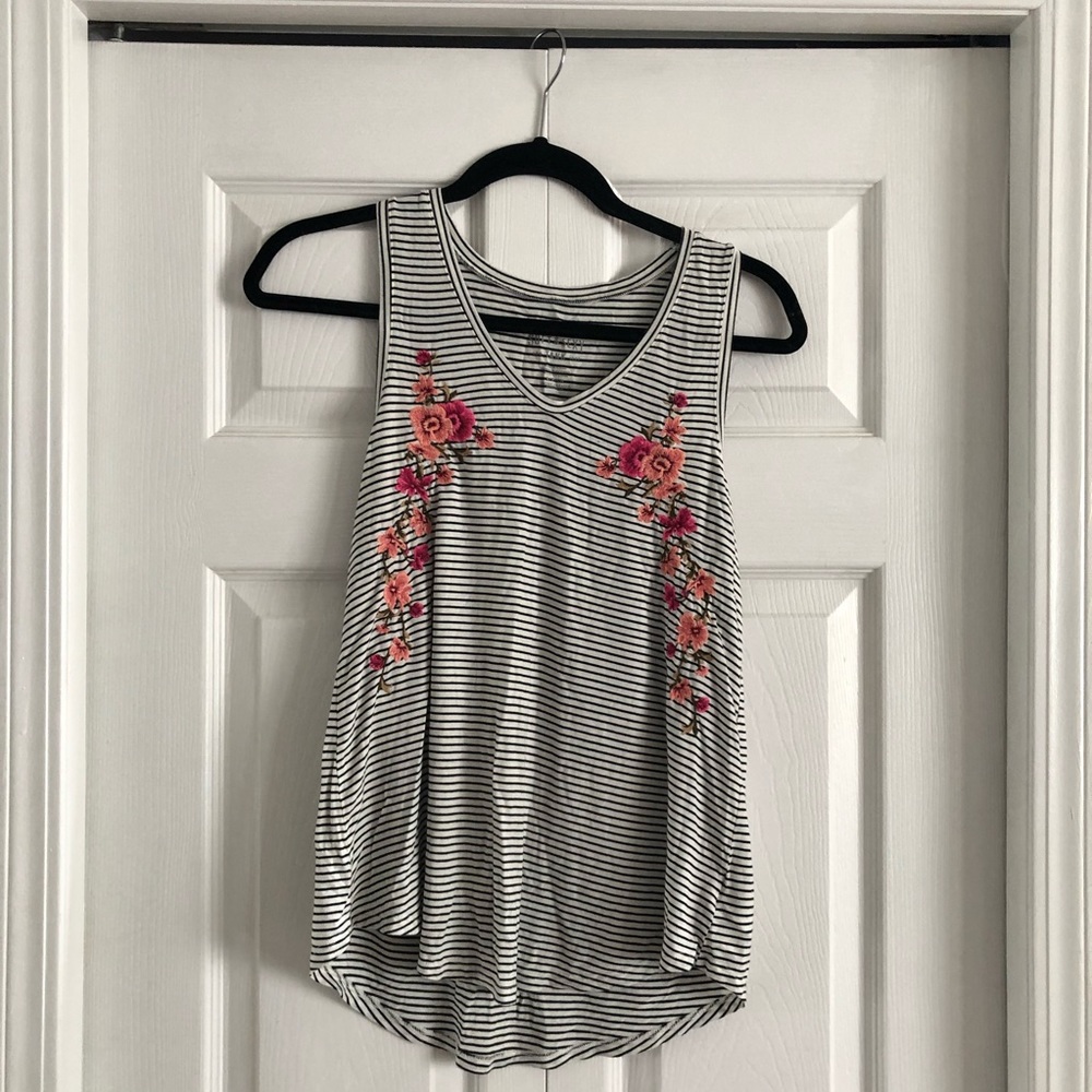 American eagle embroidered tank top